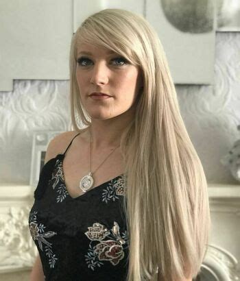 elise christie onlyfans|Elise Christie Nude Elisechristielikescake Onlyfans